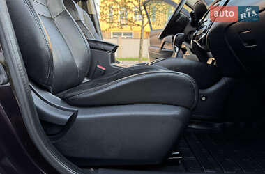 Позашляховик / Кросовер Nissan Qashqai 2015 в 