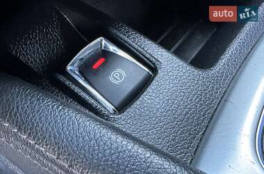 Позашляховик / Кросовер Nissan Qashqai 2014 в 