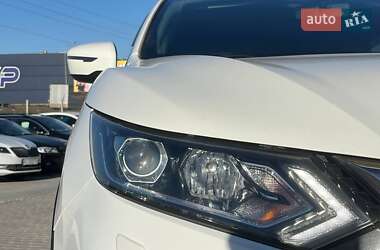 Внедорожник / Кроссовер Nissan Qashqai 2018 в 
