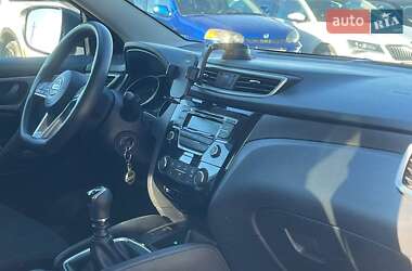 Внедорожник / Кроссовер Nissan Qashqai 2018 в 