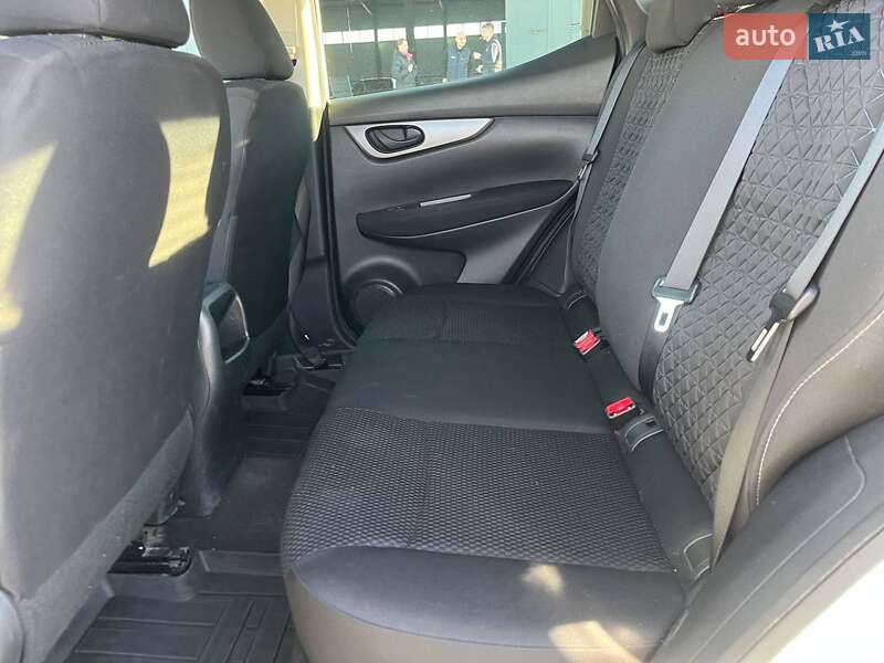 Внедорожник / Кроссовер Nissan Qashqai 2018 в Львове