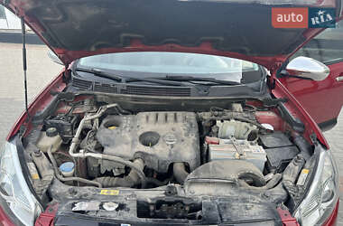 Внедорожник / Кроссовер Nissan Qashqai 2010 в 