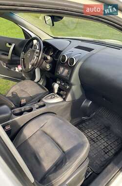 Позашляховик / Кросовер Nissan Qashqai 2010 в 