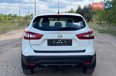 Позашляховик / Кросовер Nissan Qashqai 2018 в 