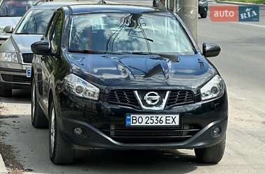 Внедорожник / Кроссовер Nissan Qashqai 2011 в Тернополе