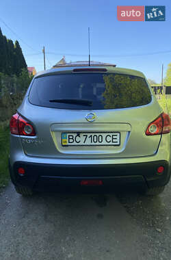 Внедорожник / Кроссовер Nissan Qashqai 2008 в 