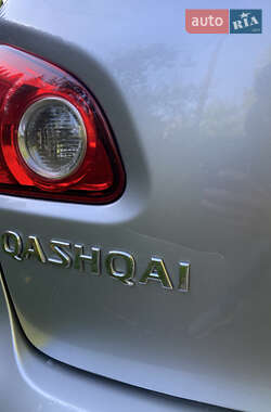 Внедорожник / Кроссовер Nissan Qashqai 2008 в 