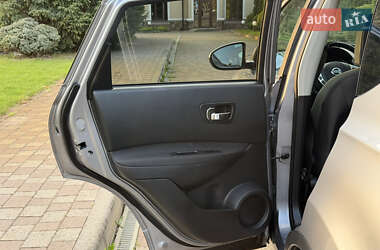 Внедорожник / Кроссовер Nissan Qashqai 2011 в 