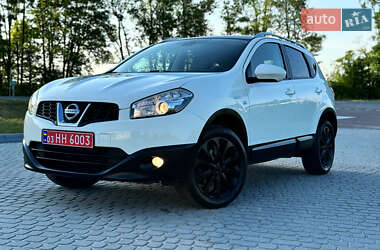 Позашляховик / Кросовер Nissan Qashqai 2012 в Стрию