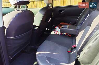 Внедорожник / Кроссовер Nissan Qashqai 2011 в 