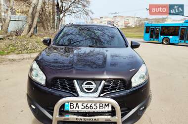 Внедорожник / Кроссовер Nissan Qashqai 2011 в 