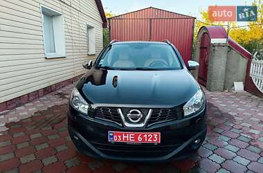 Позашляховик / Кросовер Nissan Qashqai 2011 в 