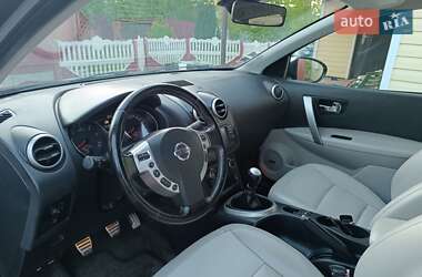 Позашляховик / Кросовер Nissan Qashqai 2011 в 