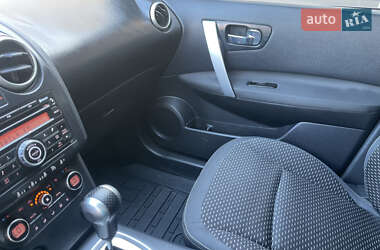 Внедорожник / Кроссовер Nissan Qashqai 2008 в 