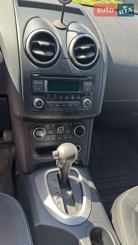 Позашляховик / Кросовер Nissan Qashqai 2013 в Києві