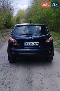 Внедорожник / Кроссовер Nissan Qashqai 2010 в 