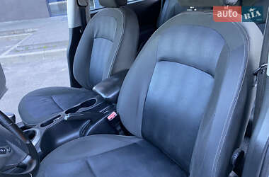 Внедорожник / Кроссовер Nissan Qashqai 2012 в 