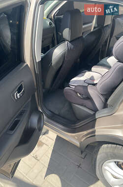 Позашляховик / Кросовер Nissan Qashqai 2014 в 