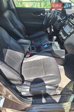 Внедорожник / Кроссовер Nissan Qashqai 2014 в 