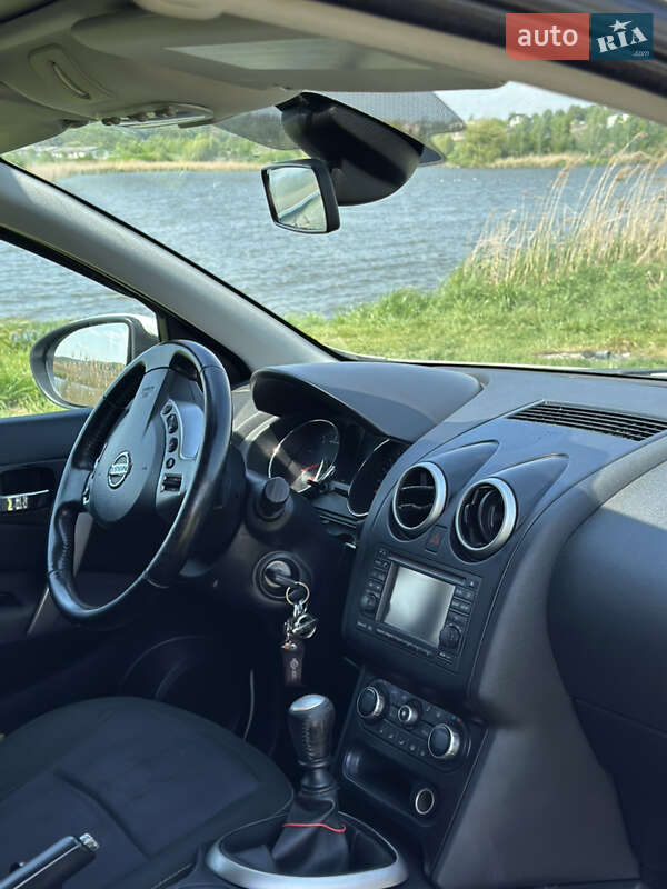 Внедорожник / Кроссовер Nissan Qashqai 2012 в Луцке