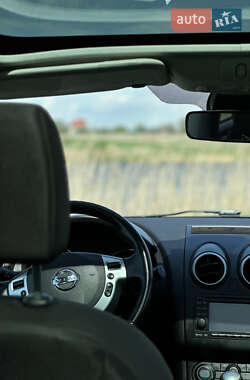 Внедорожник / Кроссовер Nissan Qashqai 2012 в 
