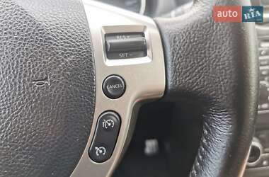 Позашляховик / Кросовер Nissan Qashqai 2012 в 