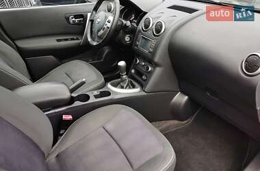 Позашляховик / Кросовер Nissan Qashqai 2012 в 