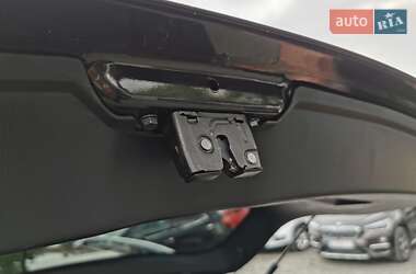 Позашляховик / Кросовер Nissan Qashqai 2012 в 