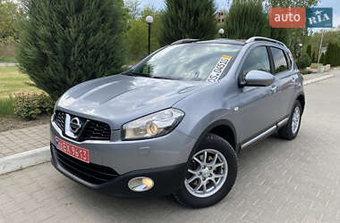 Позашляховик / Кросовер Nissan Qashqai 2012 в Чернівцях