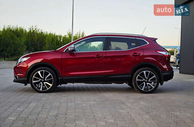 Внедорожник / Кроссовер Nissan Qashqai 2016 в 