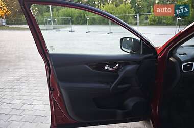 Внедорожник / Кроссовер Nissan Qashqai 2016 в 