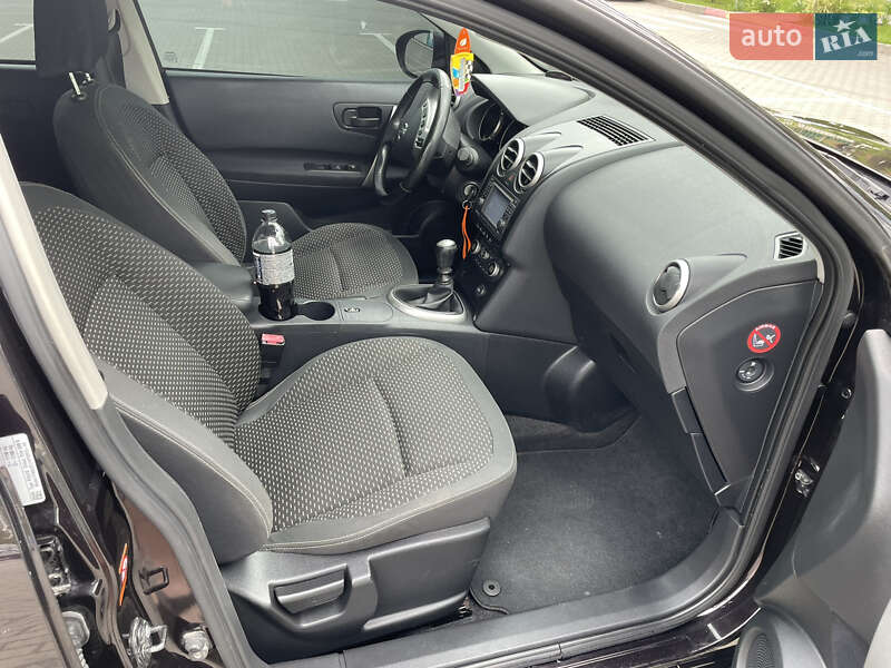 Позашляховик / Кросовер Nissan Qashqai 2010 в Коломиї