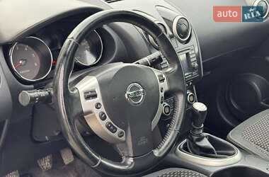 Позашляховик / Кросовер Nissan Qashqai 2010 в 