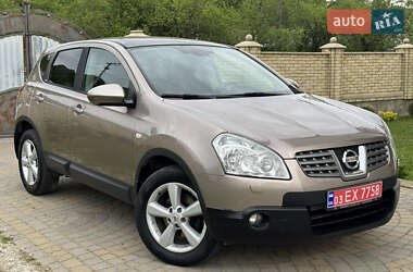 Позашляховик / Кросовер Nissan Qashqai 2010 в 