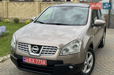 Позашляховик / Кросовер Nissan Qashqai 2010 в 