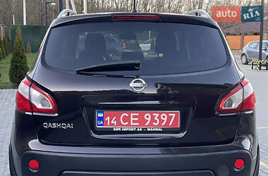 Позашляховик / Кросовер Nissan Qashqai 2010 в 