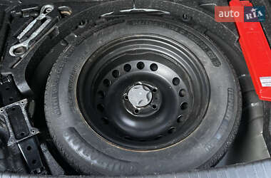 Позашляховик / Кросовер Nissan Qashqai 2010 в 