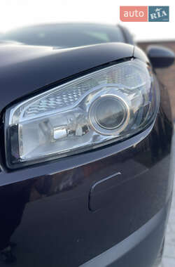 Позашляховик / Кросовер Nissan Qashqai 2010 в 