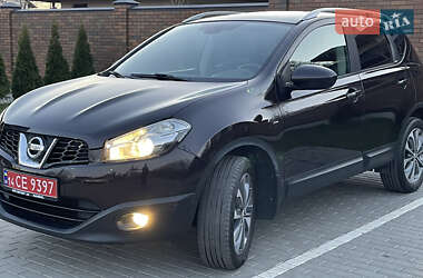 Позашляховик / Кросовер Nissan Qashqai 2010 в 