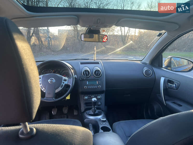 Позашляховик / Кросовер Nissan Qashqai 2010 в Конотопі