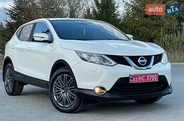 Позашляховик / Кросовер Nissan Qashqai 2015 в 