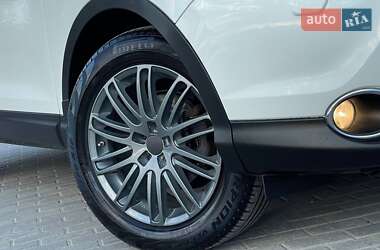 Позашляховик / Кросовер Nissan Qashqai 2015 в 