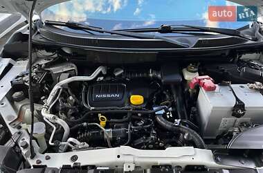 Позашляховик / Кросовер Nissan Qashqai 2015 в 