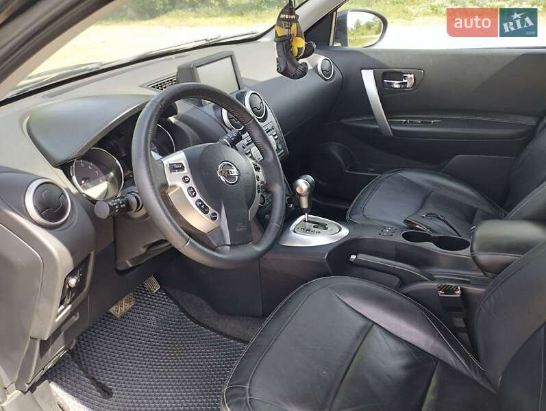 Внедорожник / Кроссовер Nissan Qashqai 2008 в Могилев-Подольске