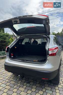 Внедорожник / Кроссовер Nissan Qashqai 2017 в 