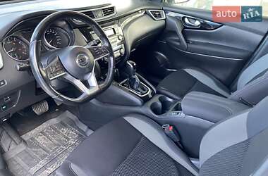 Внедорожник / Кроссовер Nissan Qashqai 2018 в 