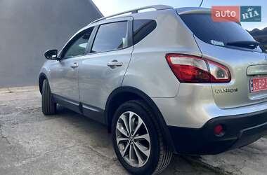 Позашляховик / Кросовер Nissan Qashqai 2010 в 