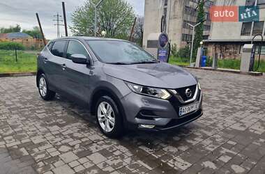 Позашляховик / Кросовер Nissan Qashqai 2018 в 