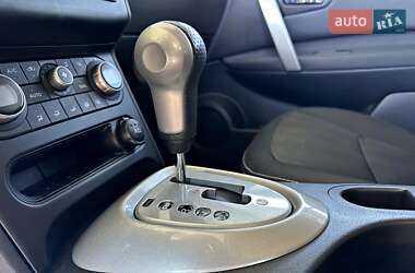 Позашляховик / Кросовер Nissan Qashqai 2011 в 