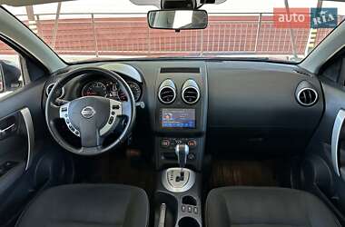 Позашляховик / Кросовер Nissan Qashqai 2011 в 